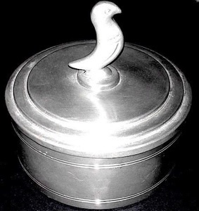 Burk med lock 1933